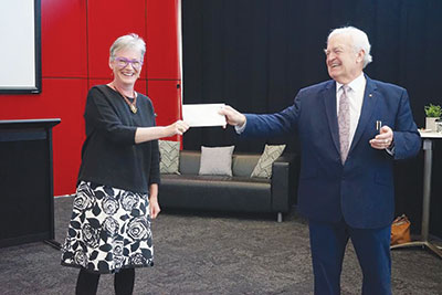 04-Good-neighbours-donate