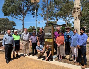 Revitalisation project links town and foreshore