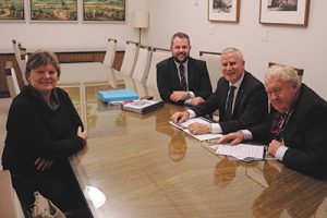 Delegates meet  with Ministers