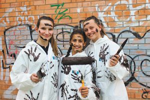 Communities combine to clean up graffiti