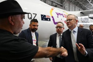 Qantas not worthy of national carrier status