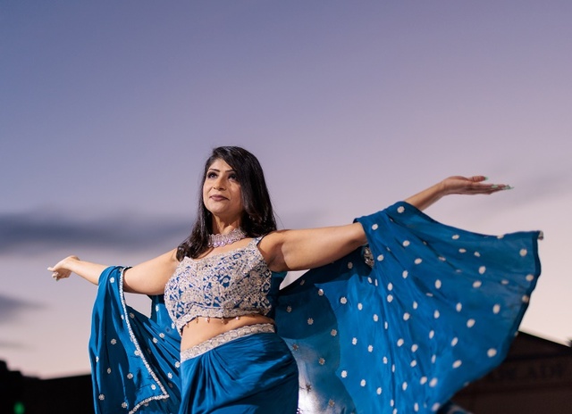 Starry Sari Night shines