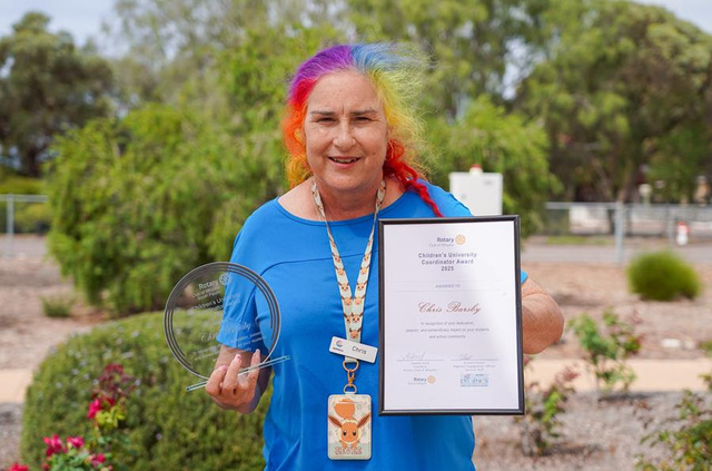 Rotary honours library employee